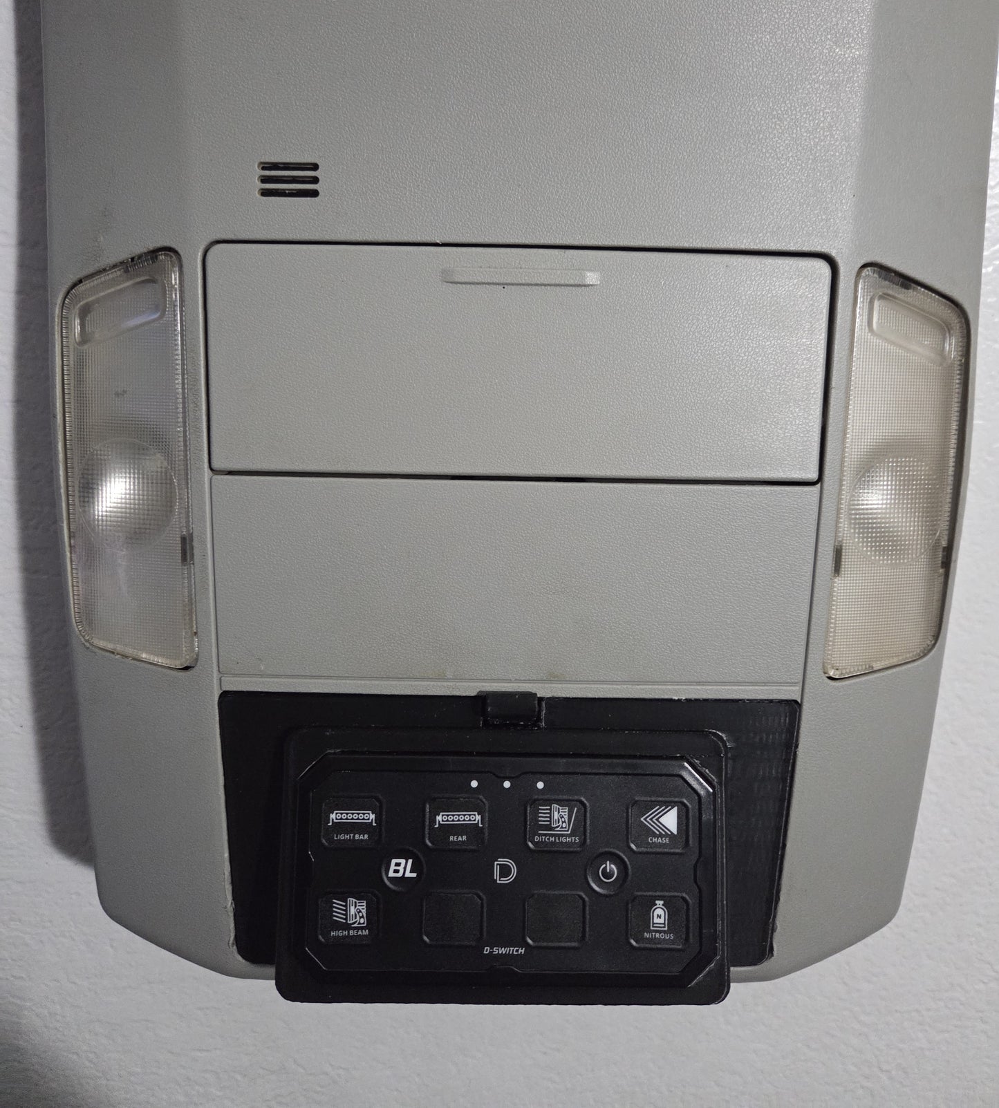 08-22 Toyota Sequoia/Tundra Diode Dynamics D-Switch Overhead Panel Mount